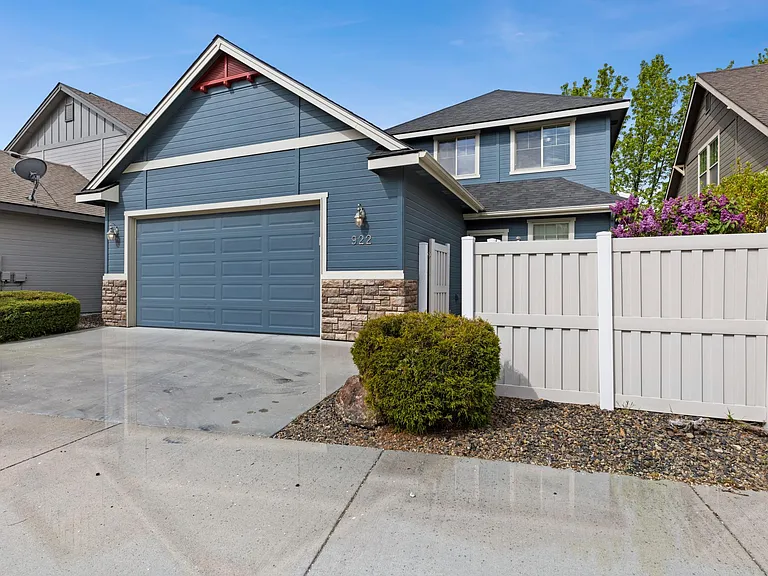 922 E Winding Creek Dr — Photo 29
