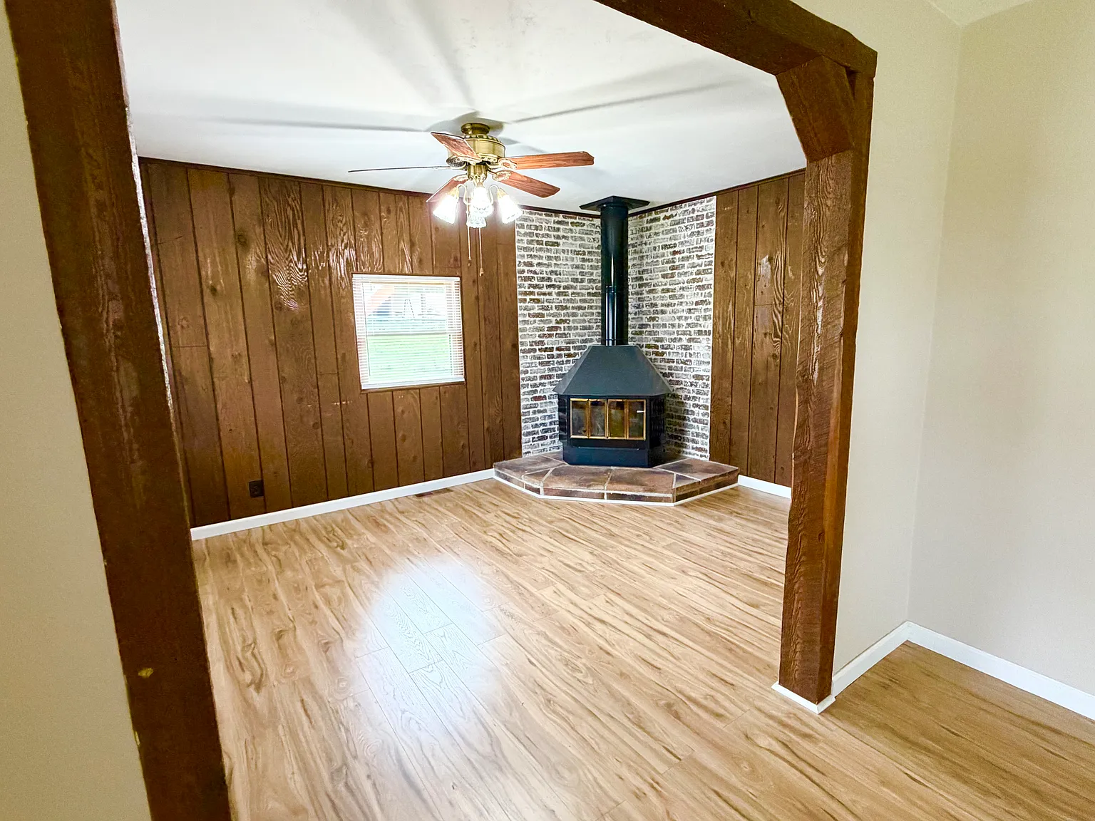 3 bed, 1210 sqft, $2,150 — Photo 3
