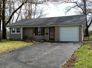 8448 Engler Ave, Saint Louis, MO 63114