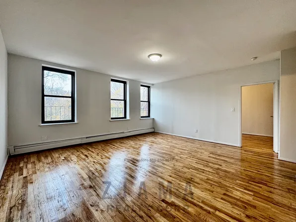 148 Parkside Avenue image 1 of 7