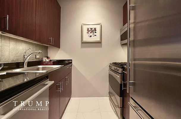 Sold by Trump International Realty | media 10