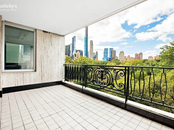 857 5th Avenue image 2 of 21