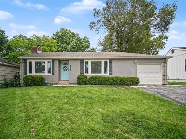 2200 W 74th Ter, Prairie Village, KS 66208