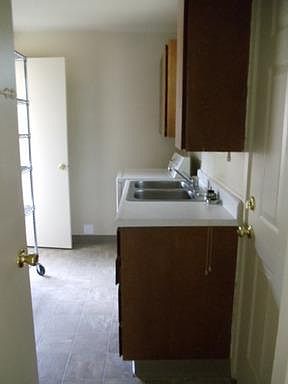 5th image of 9305 Highland Ave SW