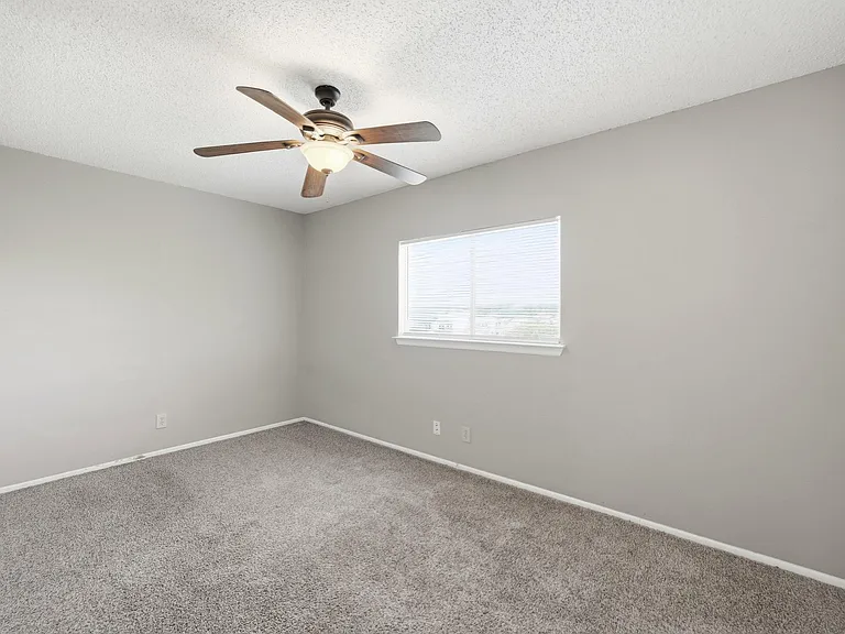 4507 Sherwood Way — Photo 17