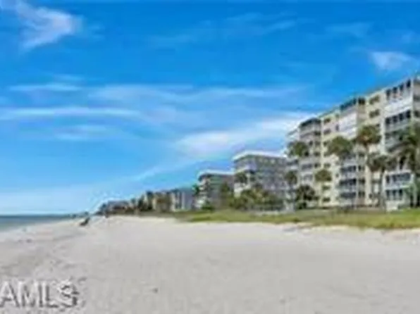 2885 Gulf Shore Blvd N 302, Naples, FL 34103