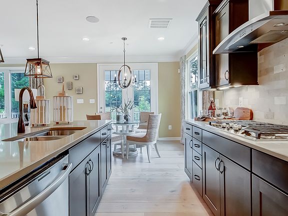 Ample cabinet space