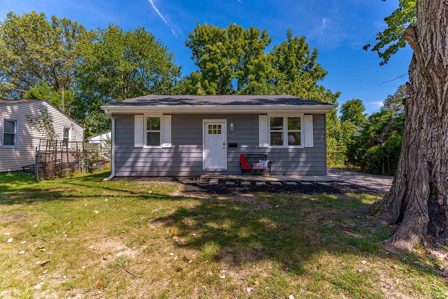 2136 Frisse Ave photo 1