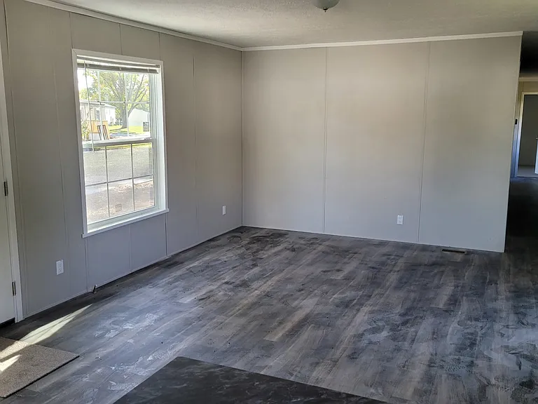 2801 S Stone Rd #83 — Photo 4