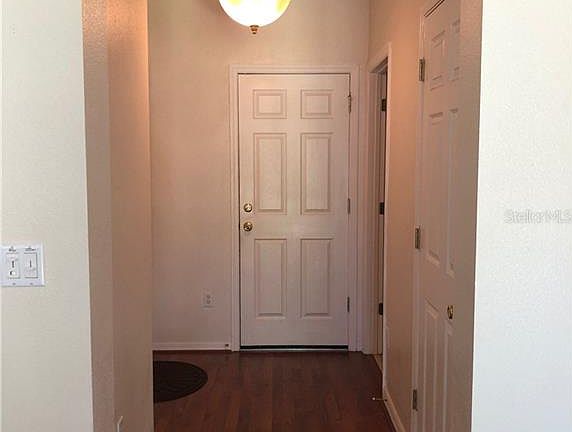 3rd image of 1945 Fenwick Way