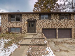 3612 N Rock Beacon Rd, Jefferson City, MO 65109