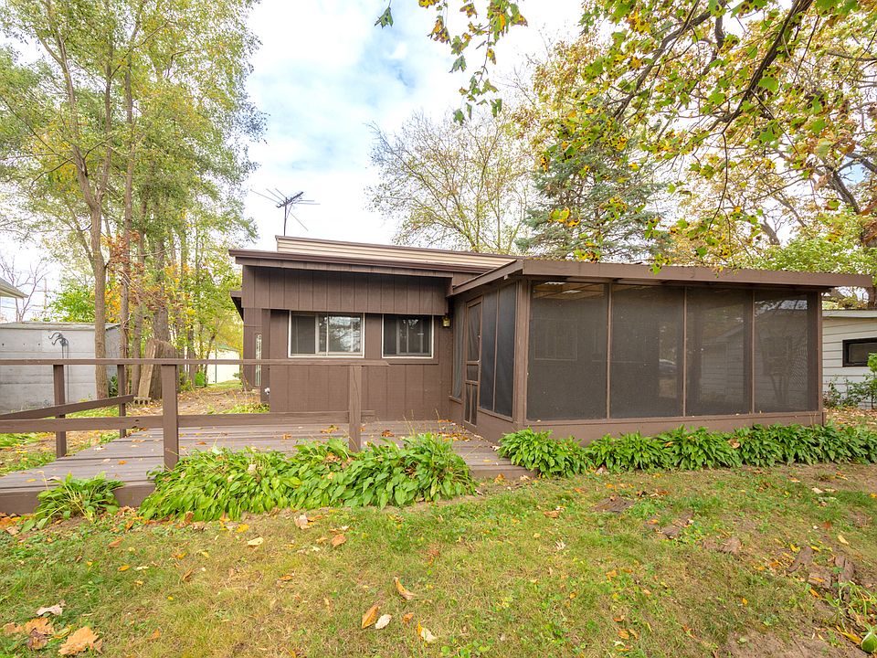 1st image of 23368 W Lake Shore Dr