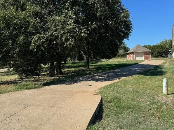 4616 Stoney Creek Ct, Granbury, TX 76049