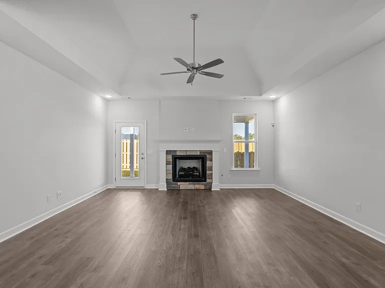 8163 Snelling Dr — Photo 18