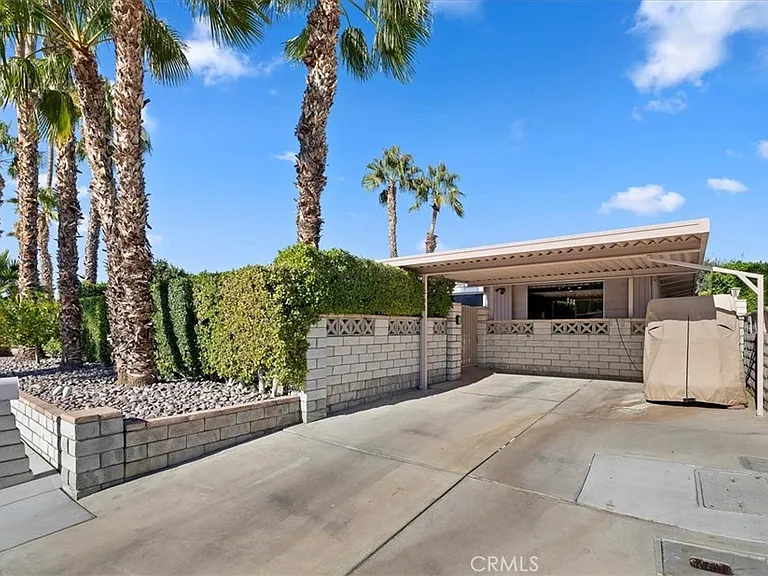 73182 Palm Greens Pkwy — Photo 1