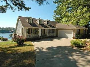 1 Glamis Ln, Bella Vista, AR 72715
