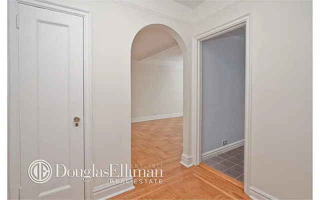 Rented by Douglas Elliman | media 26