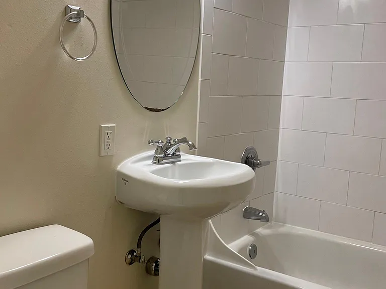 1620 14th Ave #9 — Photo 10