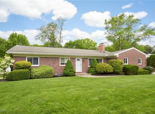 206 Benson Rd, Akron, OH 44333