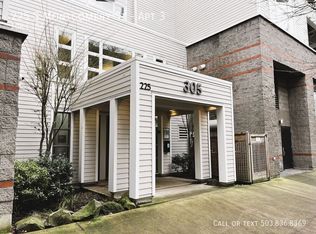 225 S Montgomery St #3, Portland, OR 97201