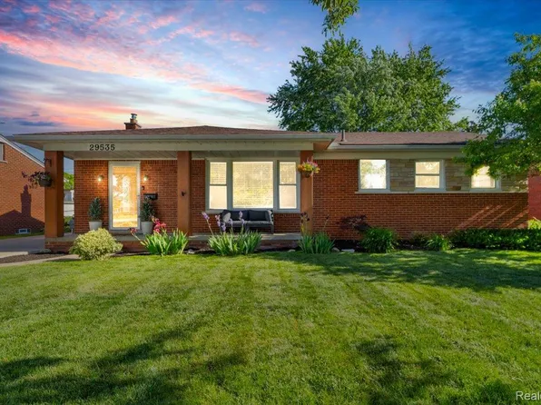 29535 Barkley St, Livonia, MI 48154