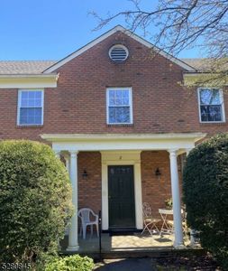 132 Claremont Rd, 2D #D, Bernardsville, NJ, 07924
