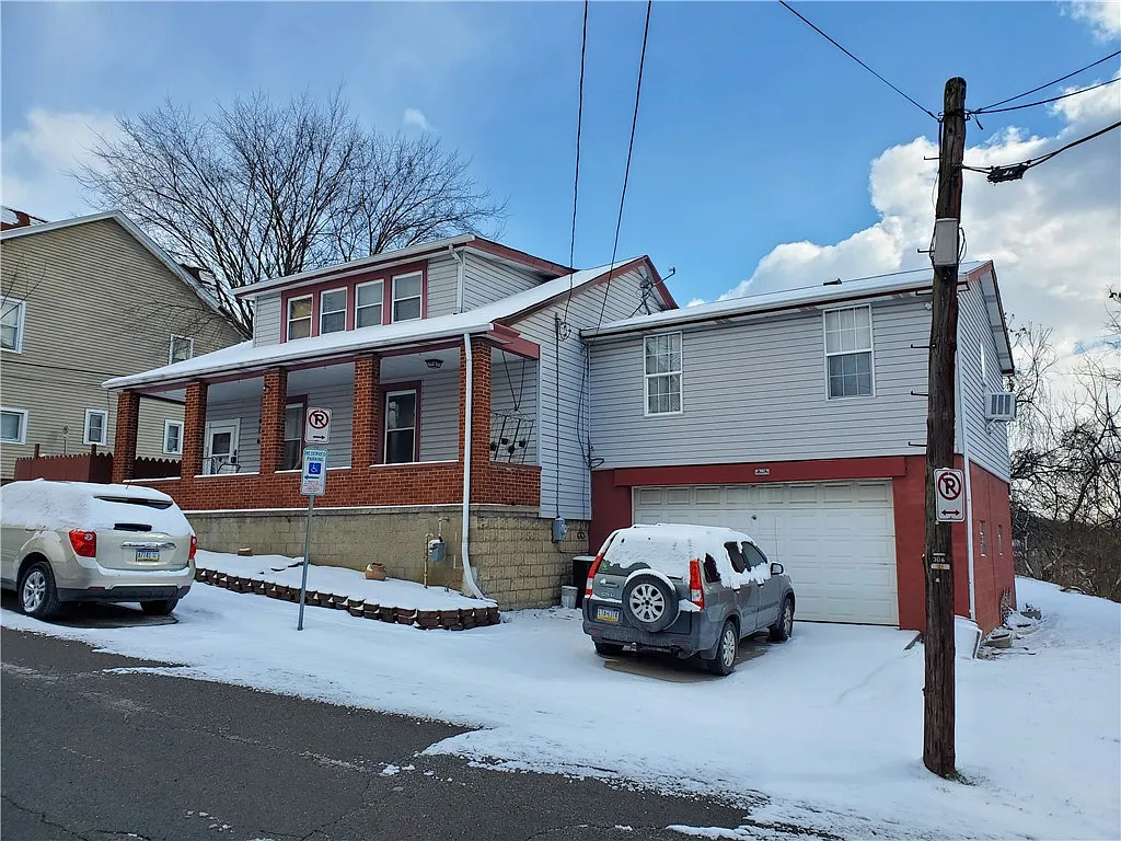 913 Amherst St photo 1