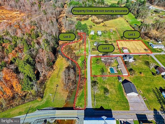 3rd image of 82 Ridge St