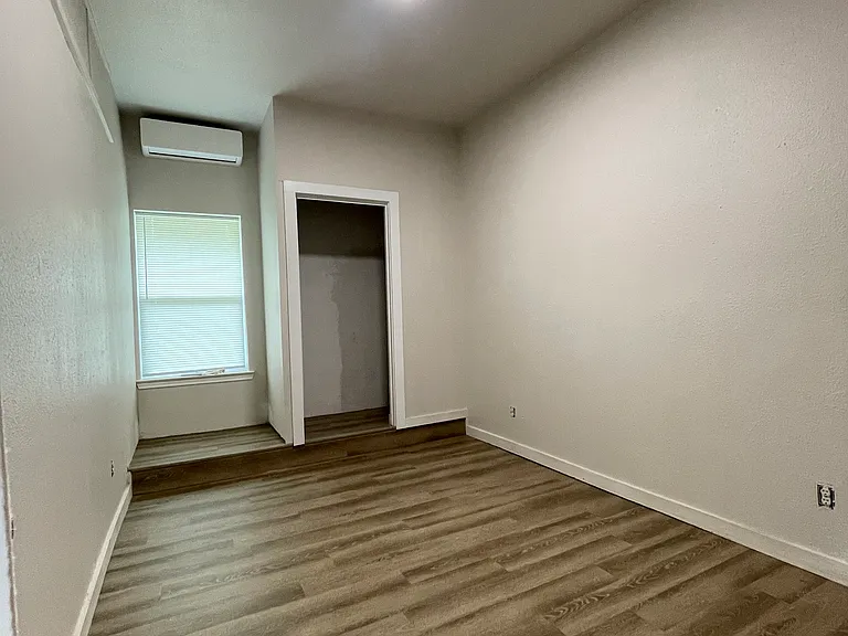 803 2nd Ave — Photo 6