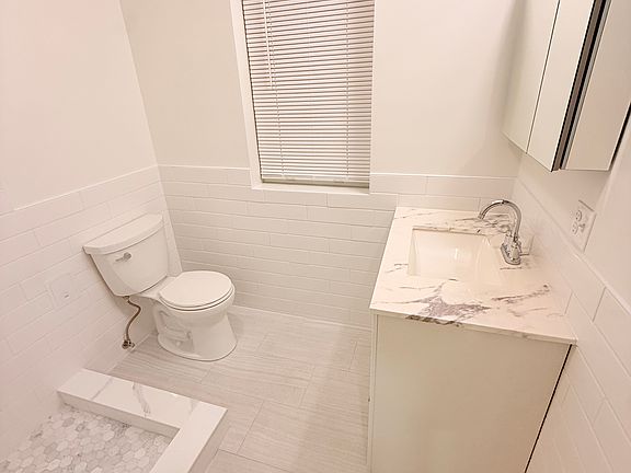5th image of 56 Brighton Ave APT 24