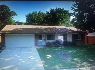 4859 Scothills Dr, Englewood, OH 45322