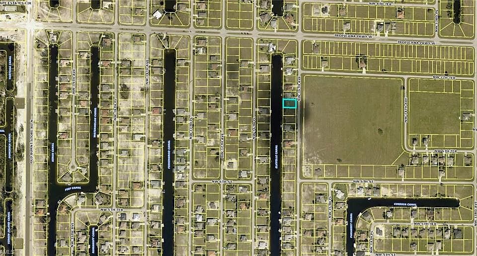 1st image of 706 NW 36th Ave