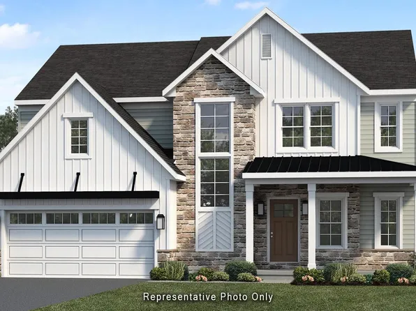 168 Forge Dr, Lebanon, PA 17042