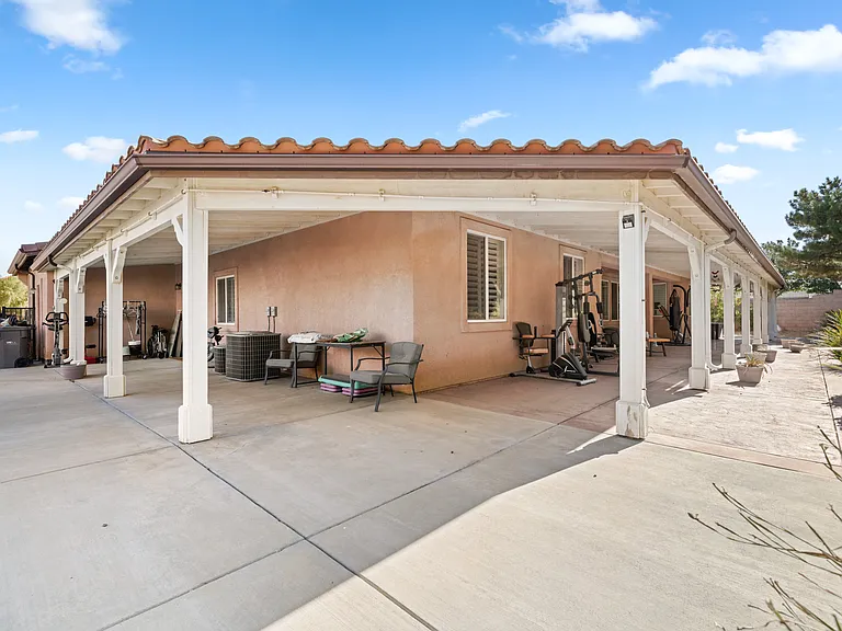 5512 Las Brisas Ter — Photo 9