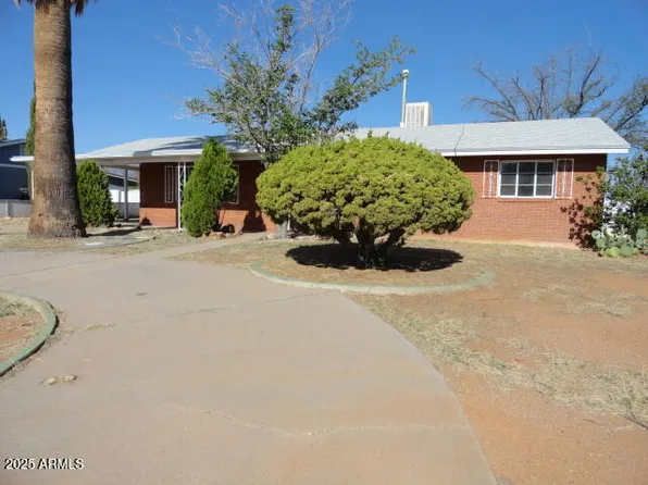 149 E FREIHAGE Drive, Sierra Vista, AZ 85635