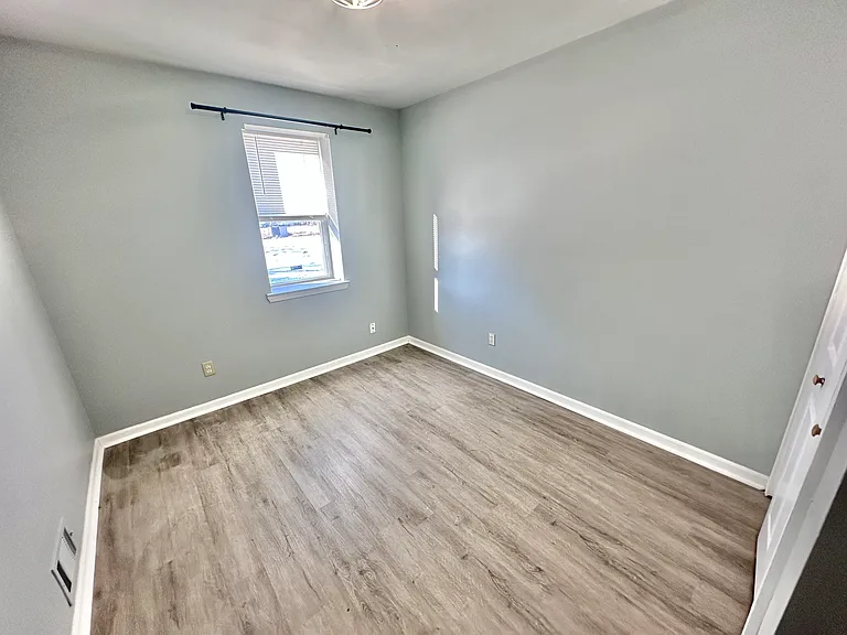 1751 Clara St — Photo 29