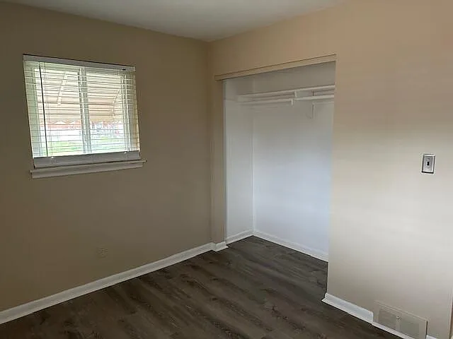 18547 Hillcrest St — Photo 17