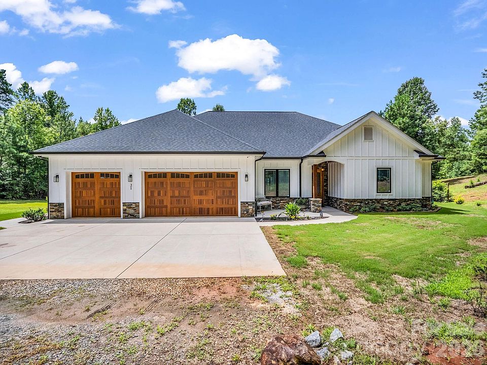 1st image of 21 Rock Ridge Rd