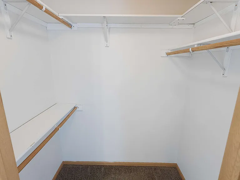 Park Ridge Apartments — Photo 87
