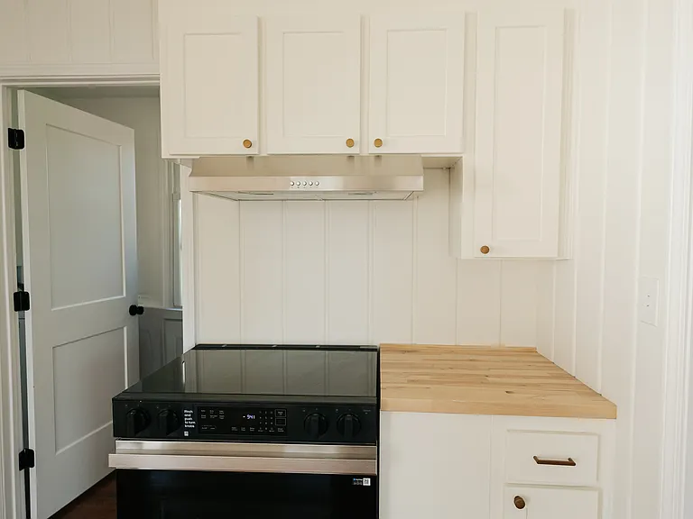 3114 Richmond Hill Dr — Photo 9