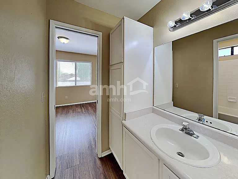 9957 E Paseo — Photo 15