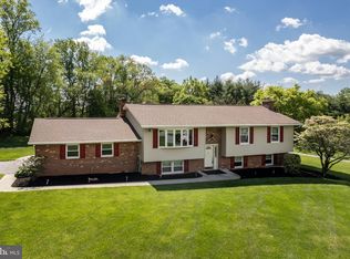 2901 Belhaven Rd, Westminster, MD 21157