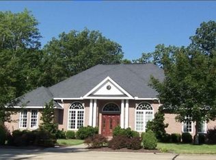 245 Skyview Dr, Parkersburg, WV 26101