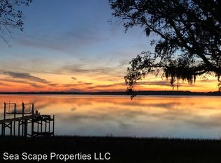 7836 River Rd, Wilmington, NC 28412