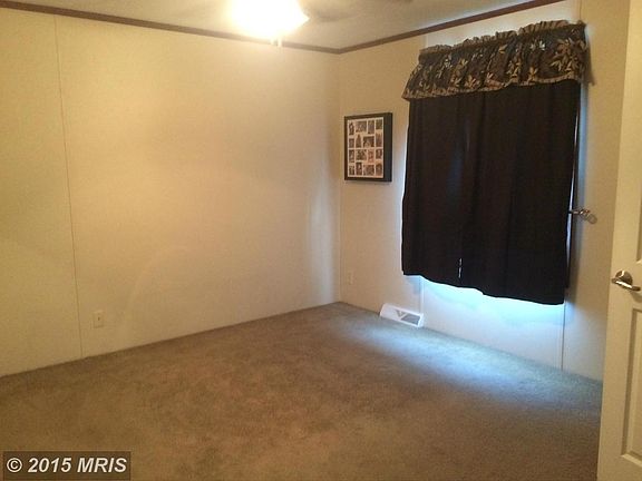 Bedroom (Master)