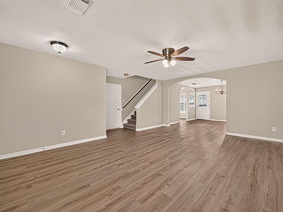 4th image of 5051 Willow Point Dr