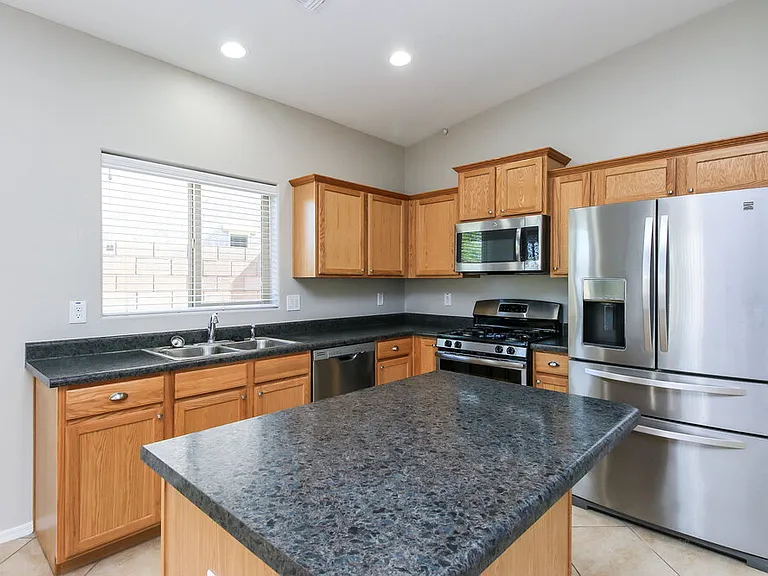 2694 E Hickory St — Photo 6