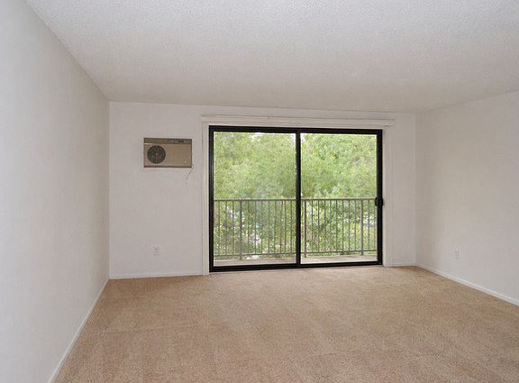 3rd image of 2200 S Stewart Ave APT 1C