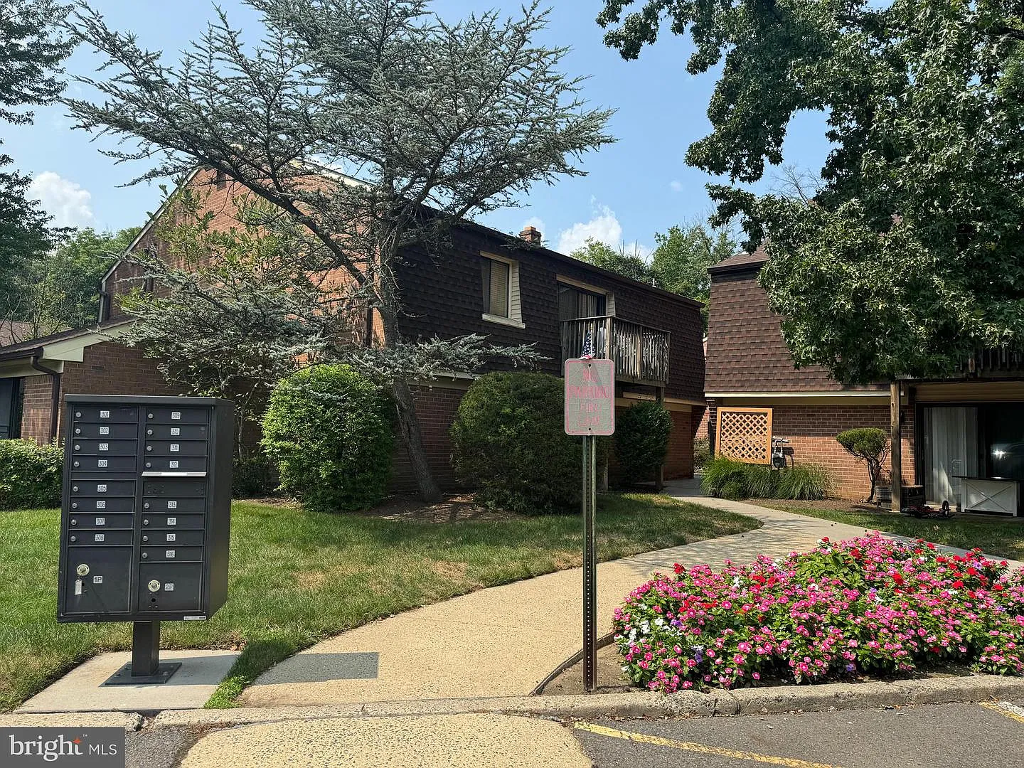 309 Meadow Woods Ln photo 1