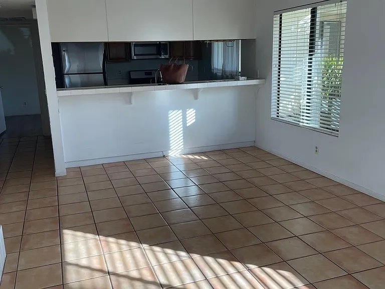 4942 Sawyer Ave — Photo 8